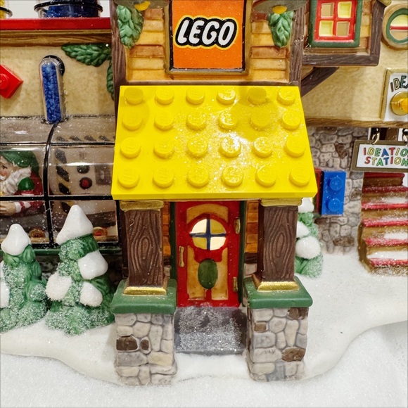 ❤️🎄❤️ Dept 56 | “LEGO Building Creation Station”| North Pole Series ❤️🎄❤️ - Picture 2 of 15